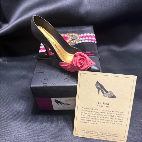 Just The Right Shoe Shoes - Just The Right Shoe Black and Pink Heels